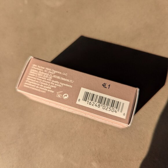 RMS Beauty Eyelights Cream Eyeshadow | STROBE: Champagne Minnk - Picture 9 of 15